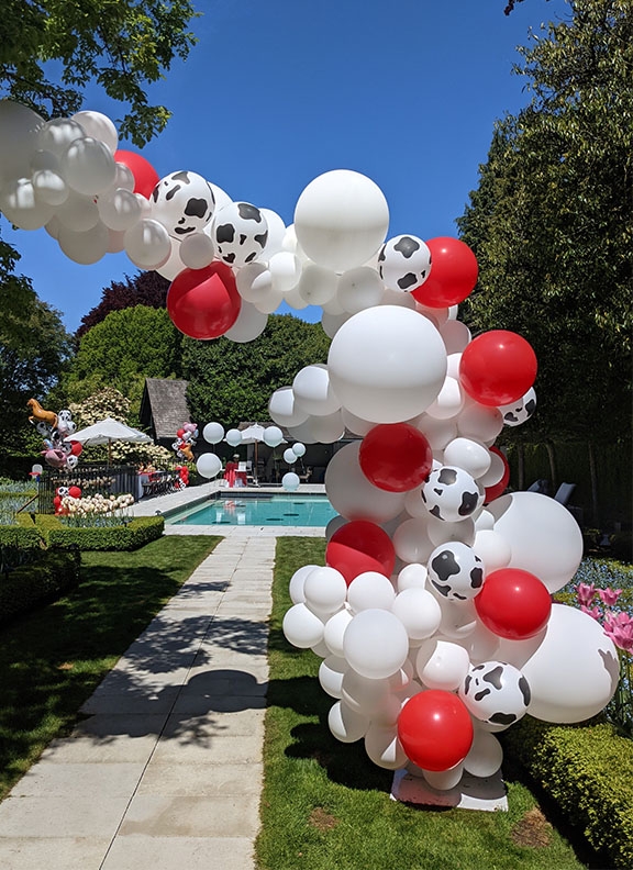 Pearl String Arch 50ft balloons vancouver JC Balloon Studio