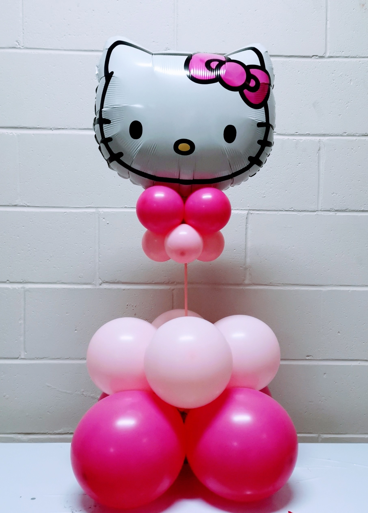 Hello Kitty Airwalker Balloon, Hello Kitty Birthday Party Balloon