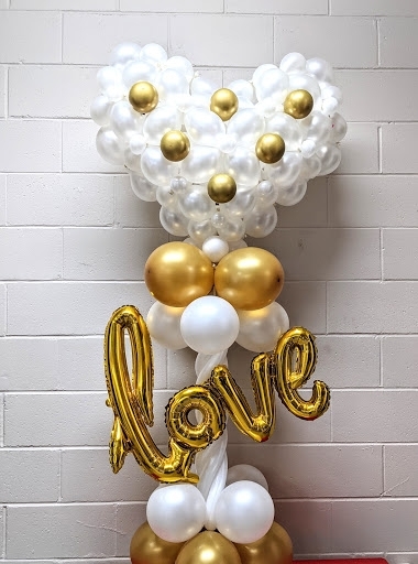 Love deals balloon gold